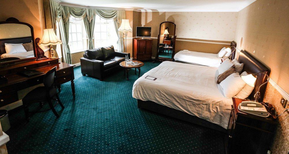Mere Court Hotel Knutsford Ngoại thất bức ảnh